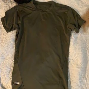 Under Armour Tight Fit Large Green Tee